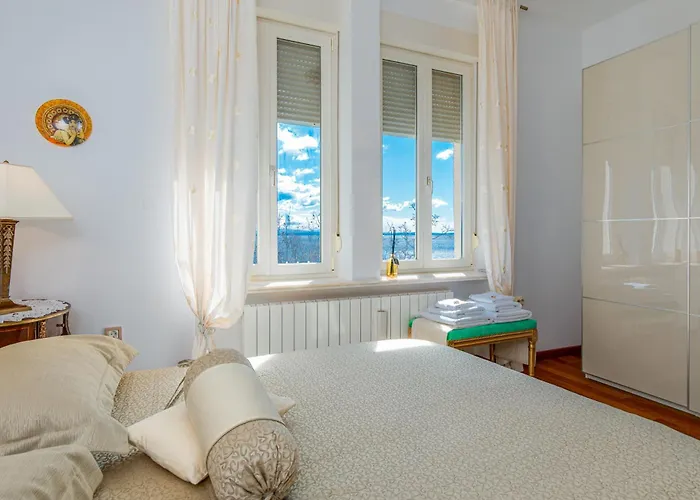 Apartament Design Camellia