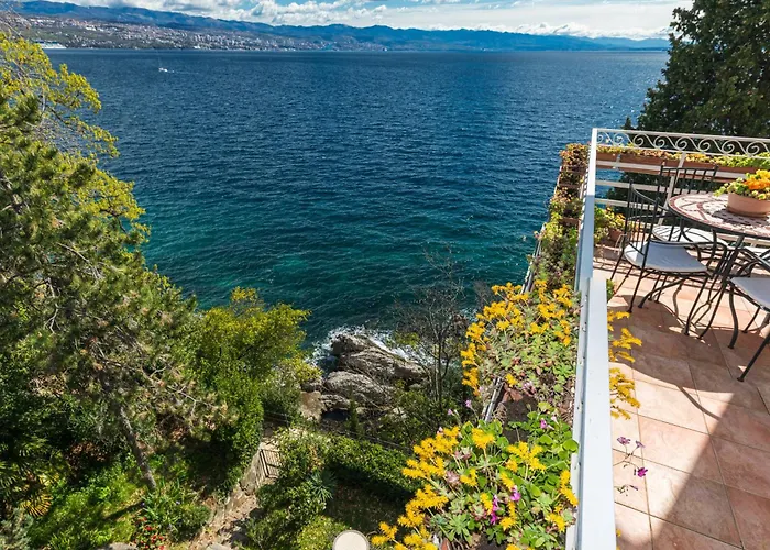 Lägenhet Design Camellia Opatija